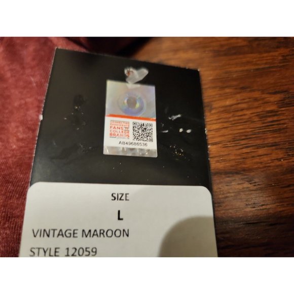 Captivating VT Virginia Tech Vintage Maroon T-shirt (NEWT) Large - Picture 5 of 5